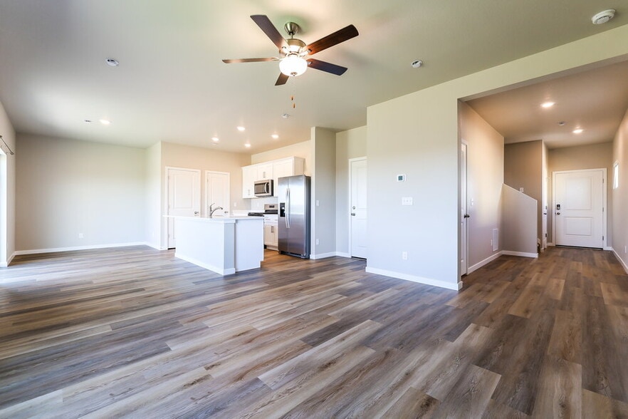 Building Photo - 7308 Crystal Ave