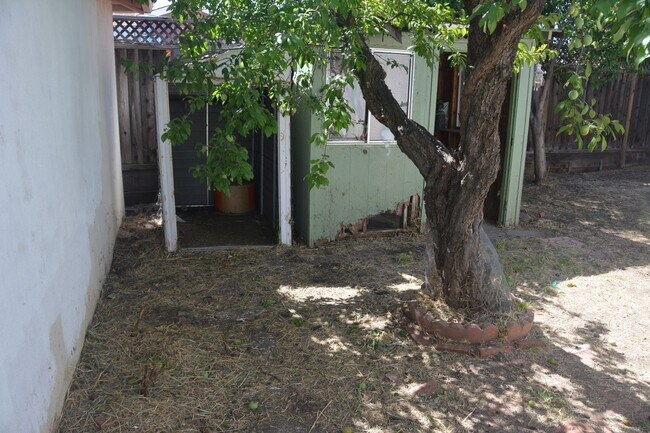 Building Photo - 3809 Lassen Dr