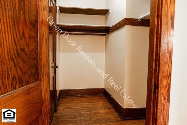 Building Photo - 1102 Rockhill St