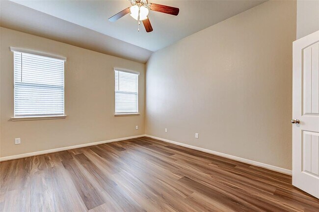 Building Photo - 3310 Daniel Falls Ln