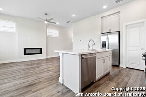 Building Photo - 8851 Oakland Rd