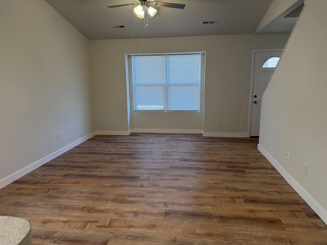 Building Photo - 1703 Hanover Blvd