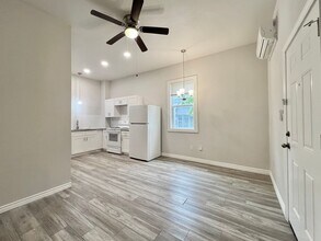 Building Photo - Beautiful 1Bd/1Ba Walking Distance to The Pearl