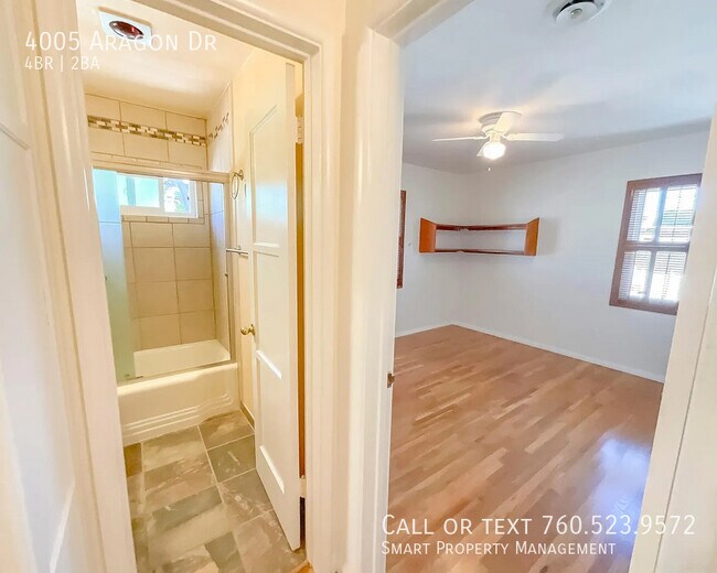 Building Photo - 4005 Aragon Dr