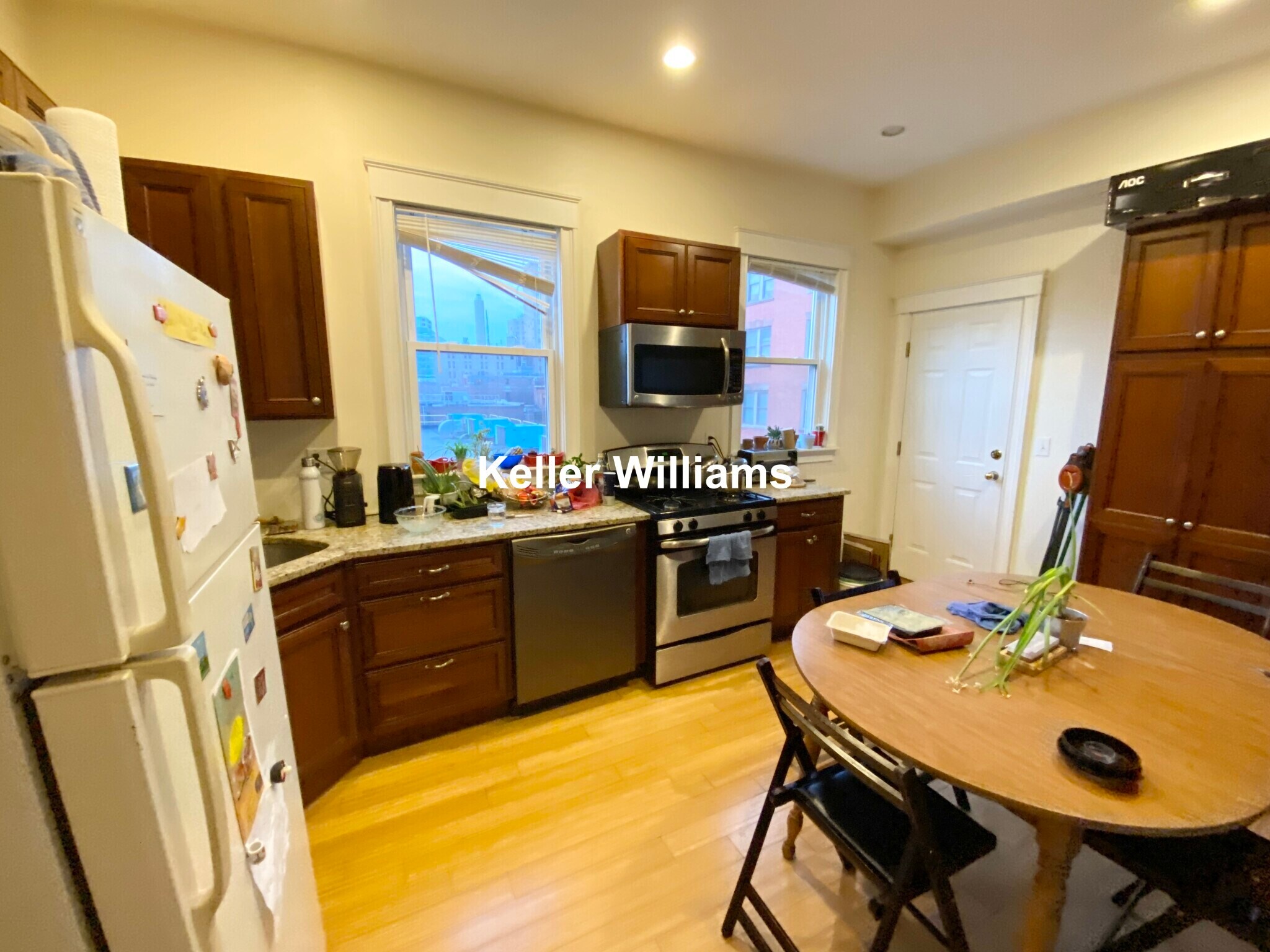 Building Photo - 1625 Tremont St