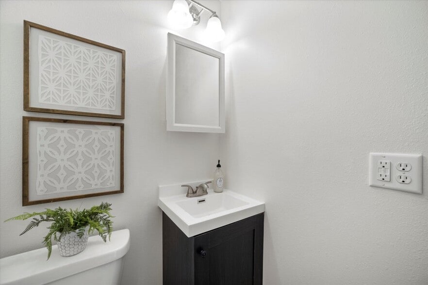 Building Photo - 138 Carroll St