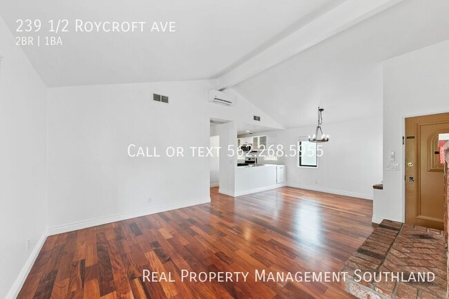 Building Photo - 239 Roycroft Ave