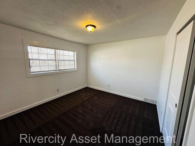 Building Photo - A Must See In Frayser!