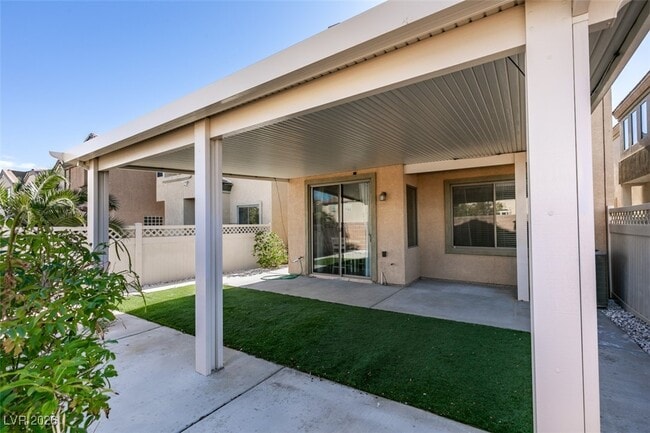 Building Photo - 5410 Coral Ribbon Ave