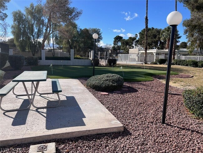 Building Photo - 3369 Medina Ct