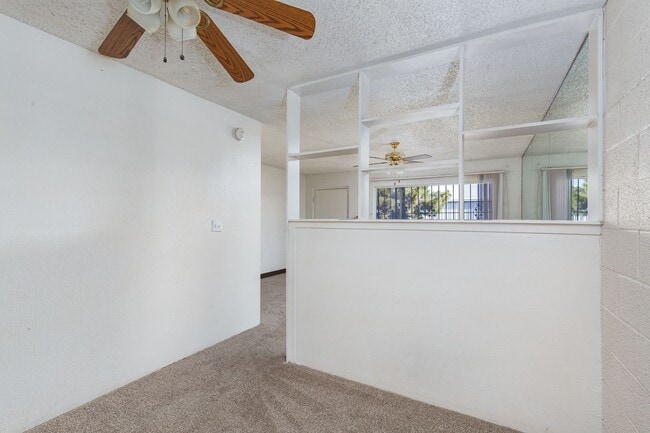 Building Photo - 4600 University Center Dr