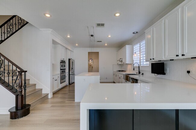 Building Photo - 4104 Freel Peak Ct