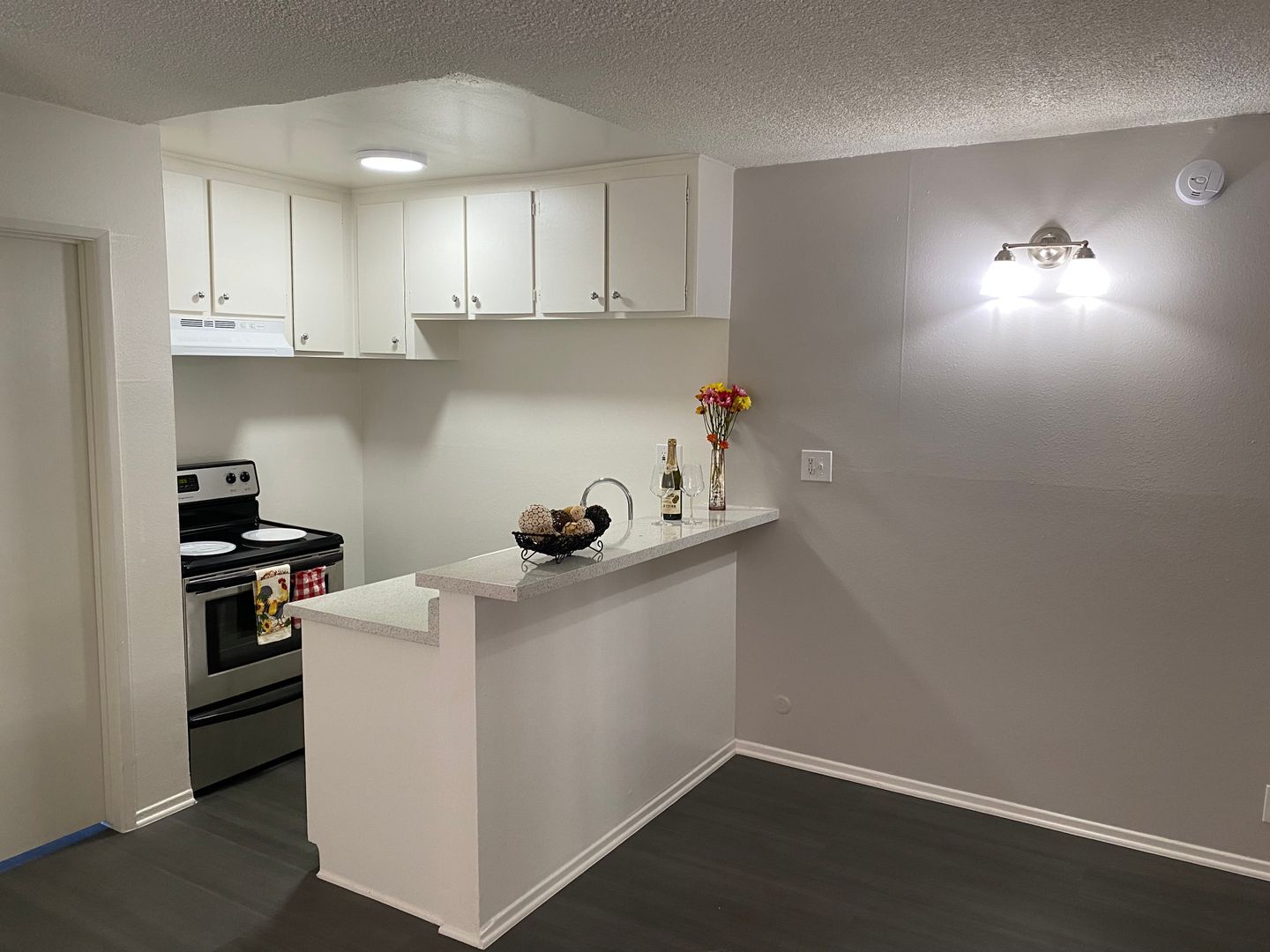 Interior Photo - Rosecrans