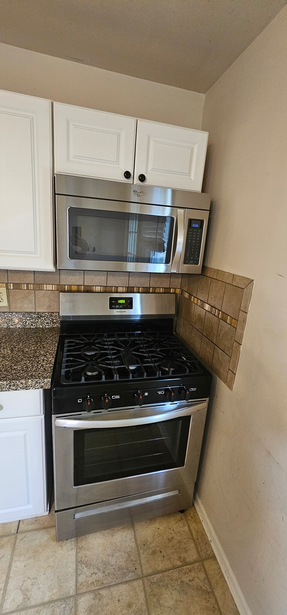 Building Photo - 4504 Terrace St