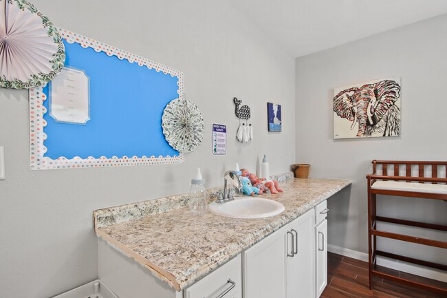 Building Photo - 5302 Treaschwig Rd