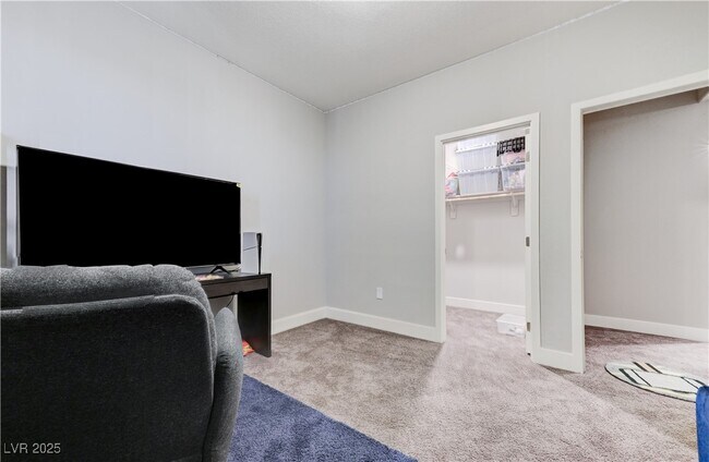 Building Photo - 7572 Mount Spokane Ct