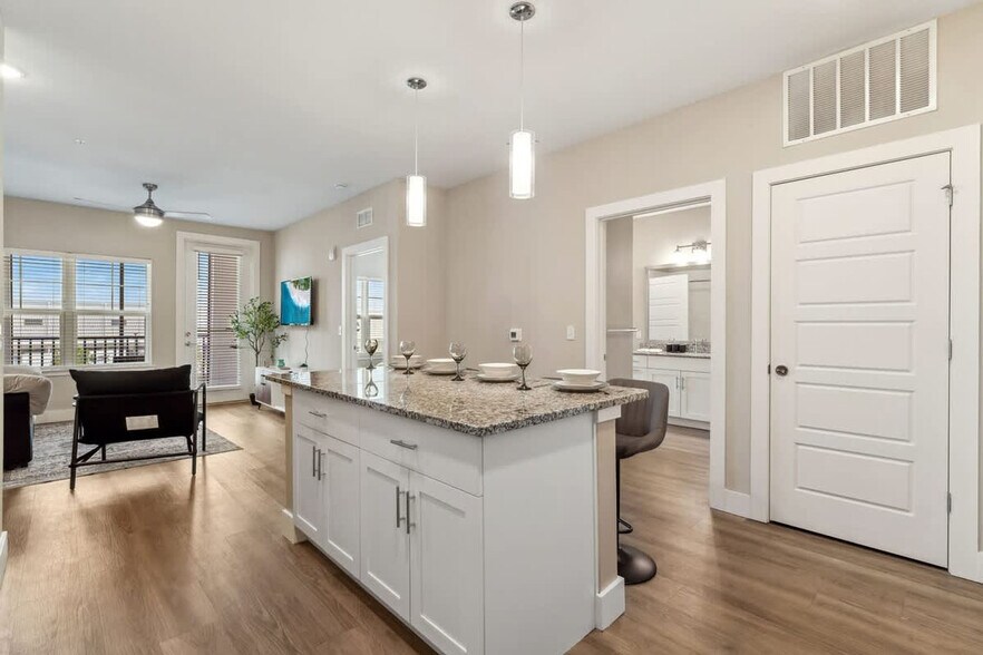 Building Photo - 12630 Dream Fls Cir