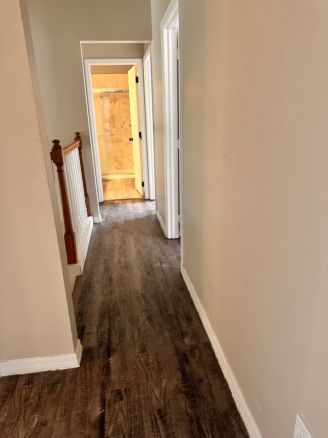 Building Photo - 4104 Oakberry Dr