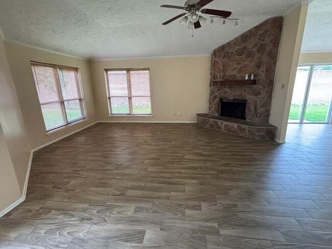 Building Photo - 8319 Wind Veil Dr