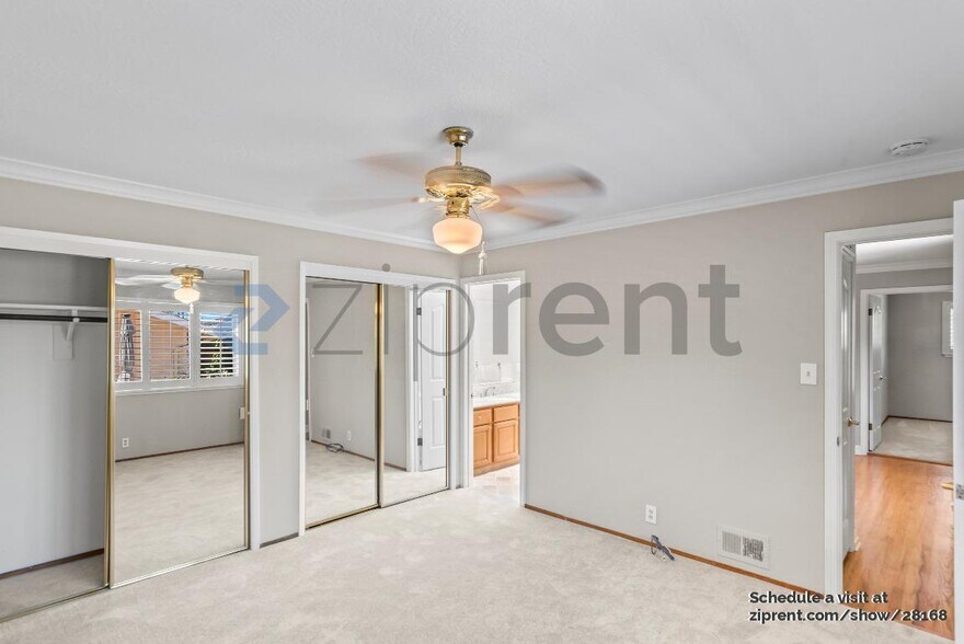 Building Photo - 2010 Helena Way