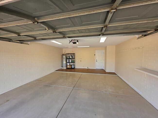 Building Photo - 11158 N 107th Way