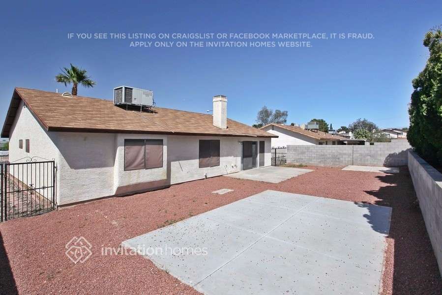 Building Photo - 888 Scarlet Ave