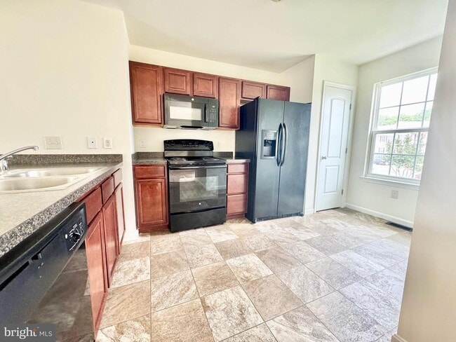Building Photo - 57 Bay Hill Ln