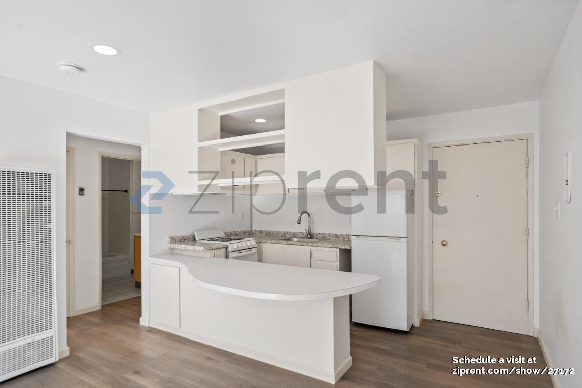 Building Photo - 474 90th St