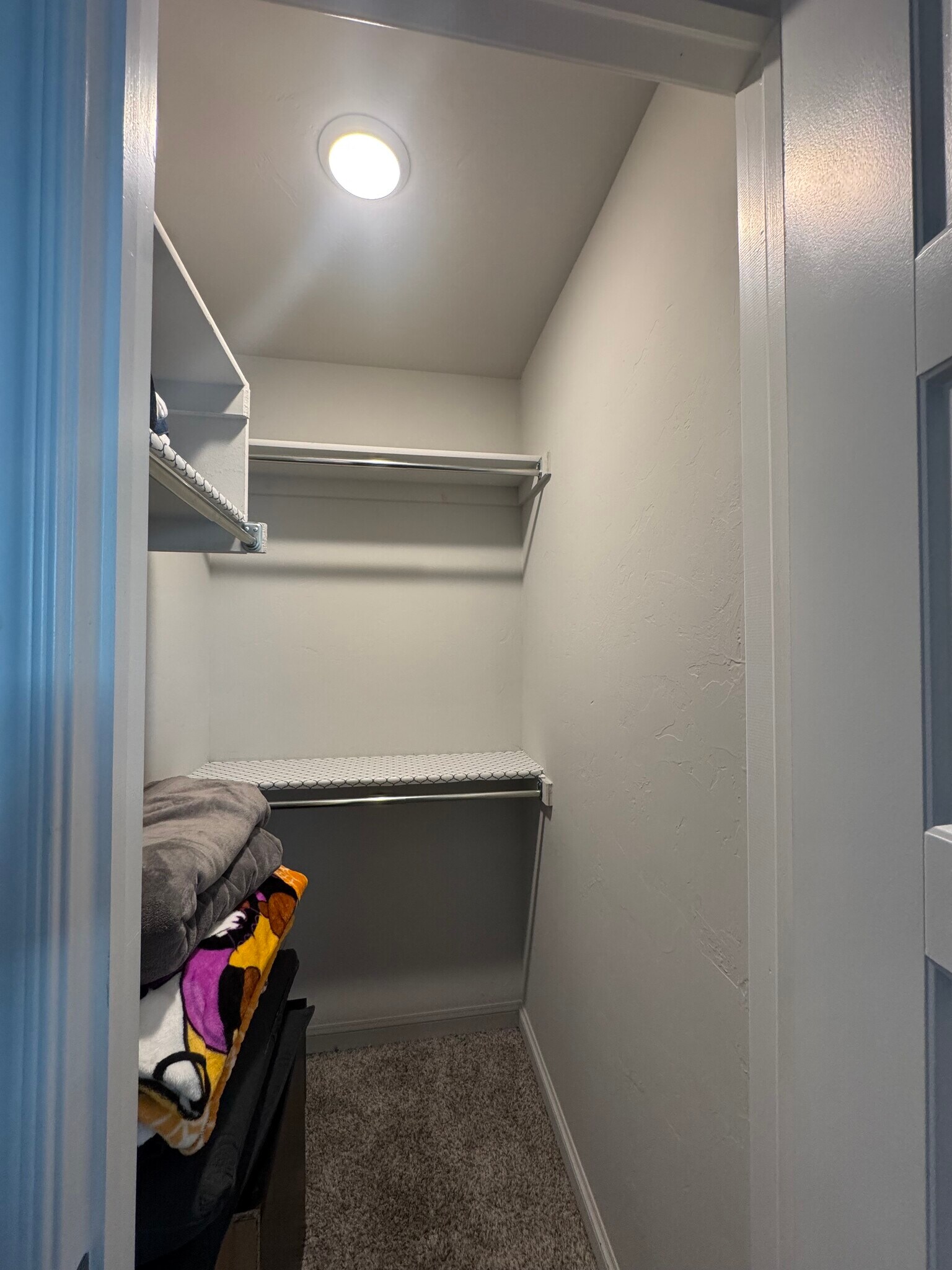 Building Photo - 9104 SW 47th St