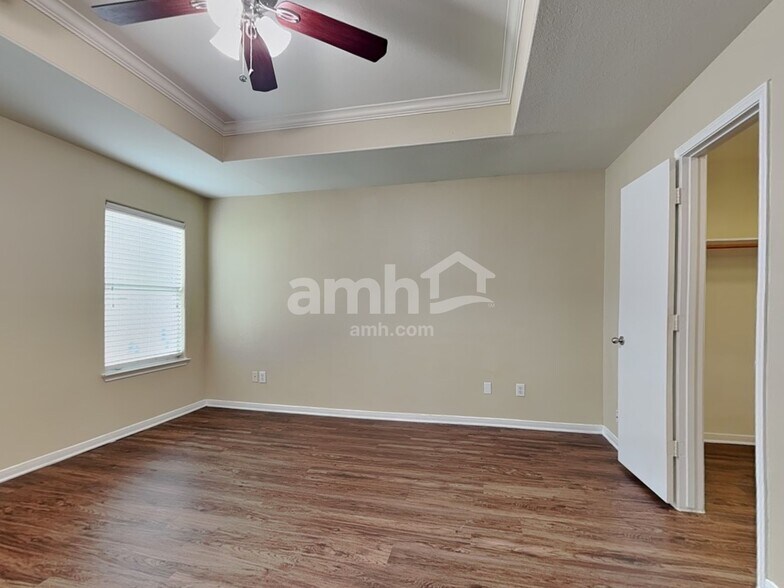 Building Photo - 8102 Sweetstone Bluff Ln