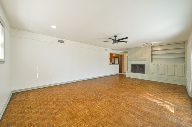 Building Photo - 3116 NW 63rd St