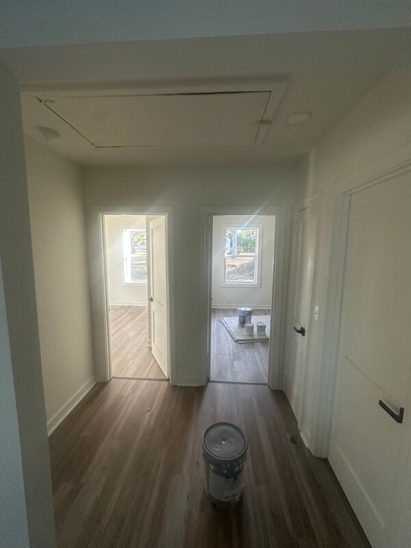 Building Photo - 1003 N Young St