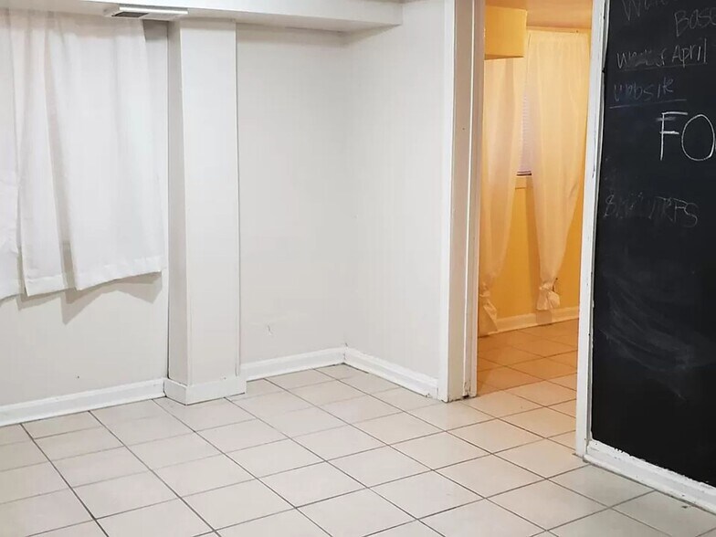 Building Photo - 80 Seaton Pl NW