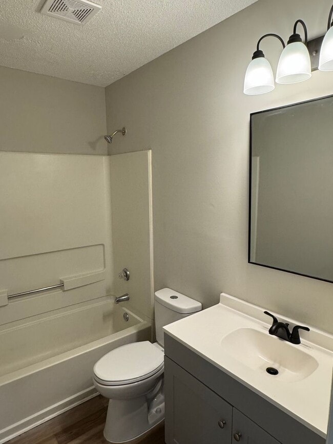 Building Photo - 4218 Kaplan Dr