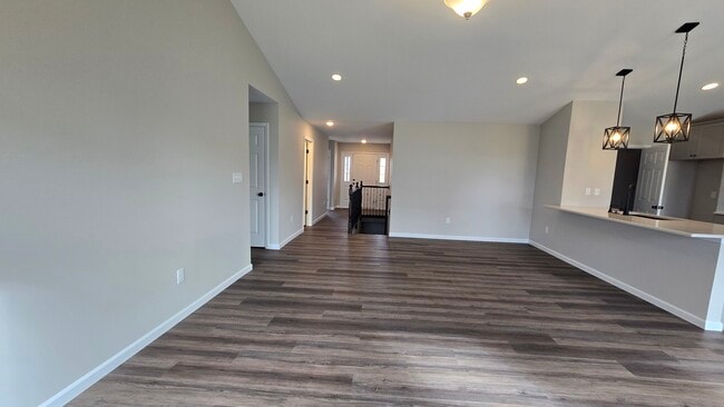 Building Photo - 502 Apple Orchard Lane