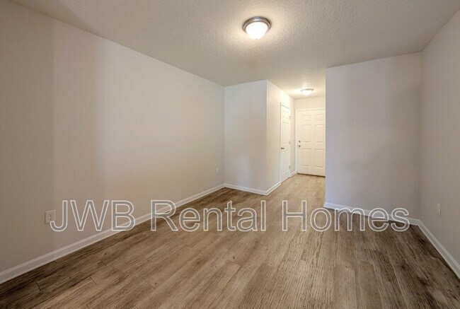 Building Photo - 9021 Dandy Ave