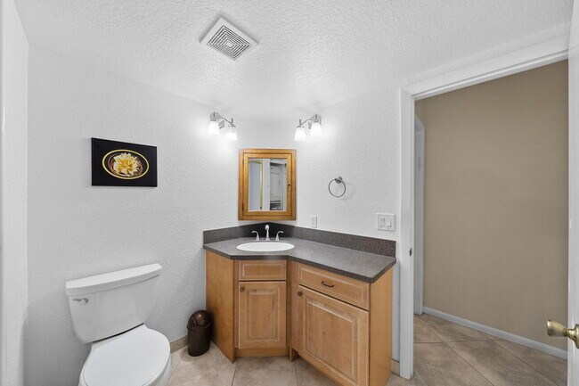 Building Photo - 21669 Tall Palm Cir