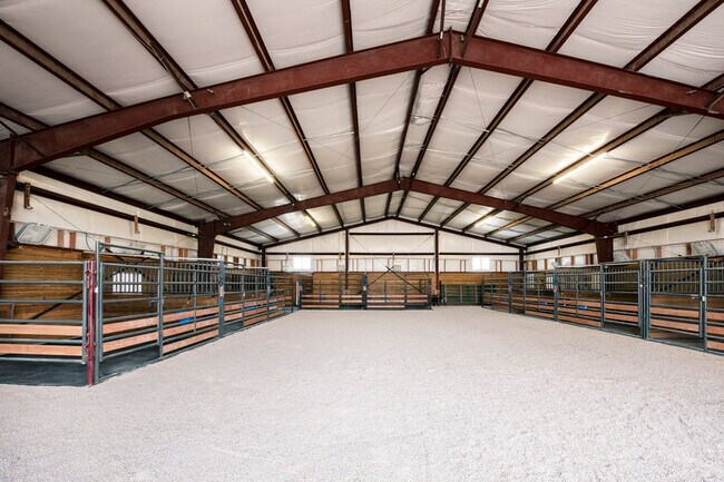 Building Photo - 9725 Bayou Gulch Rd