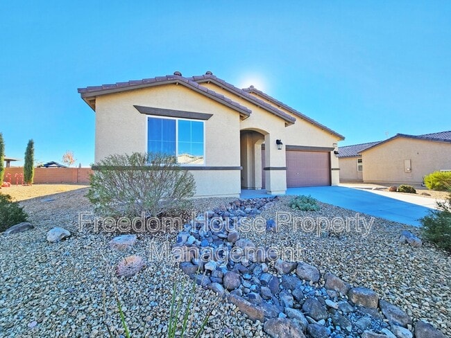 Building Photo - 3543 E Wallowa Dr