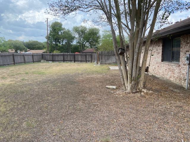 Building Photo - 830 Ross Cir