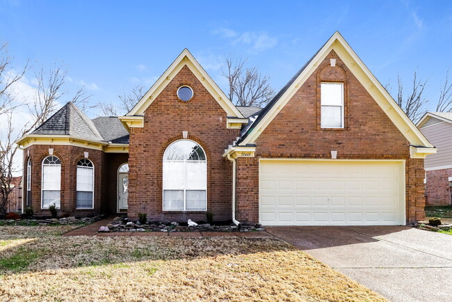 Building Photo - 5560 Mary Ln