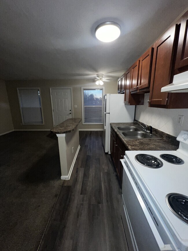 Building Photo - 4216 Flintlock Dr