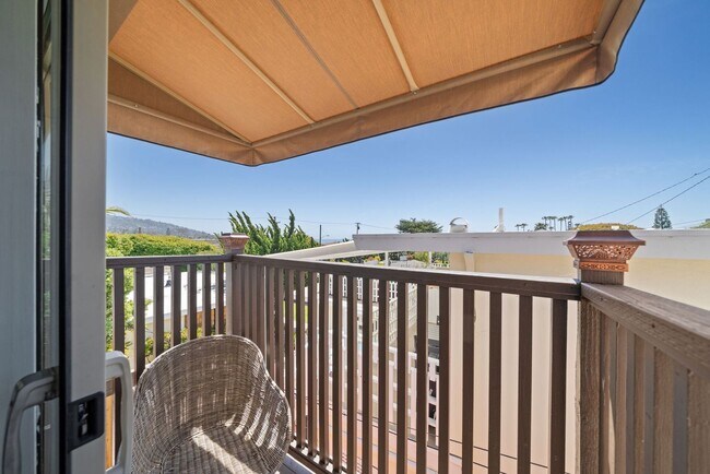 Building Photo - Monterey