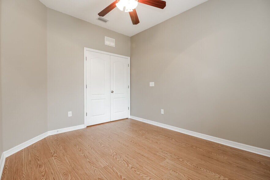 Building Photo - 75 Fairmont Dr