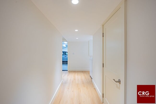 Building Photo - 85 Woodland Rd