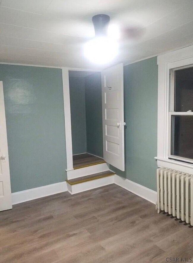 Building Photo - 444 Stone St