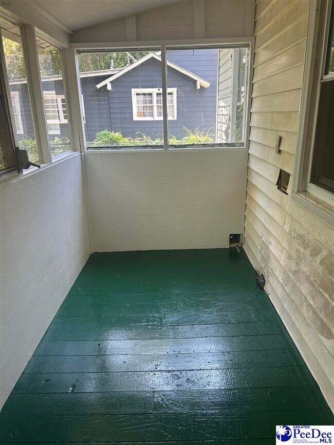 Building Photo - 1308 Wenonah Dr