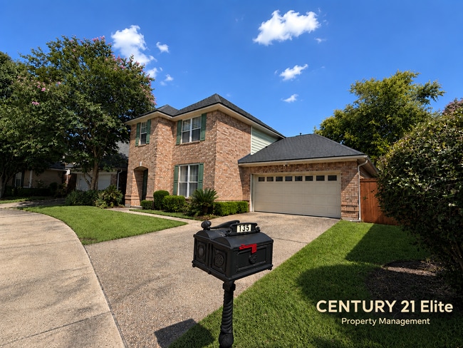 Building Photo - 139 Hallette Dr