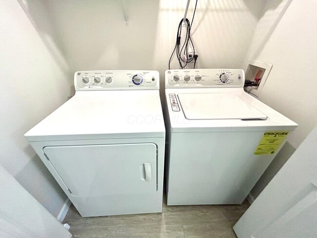 Building Photo - 6120 Sowerby Ln