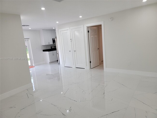 Building Photo - 14860 SW 307th St